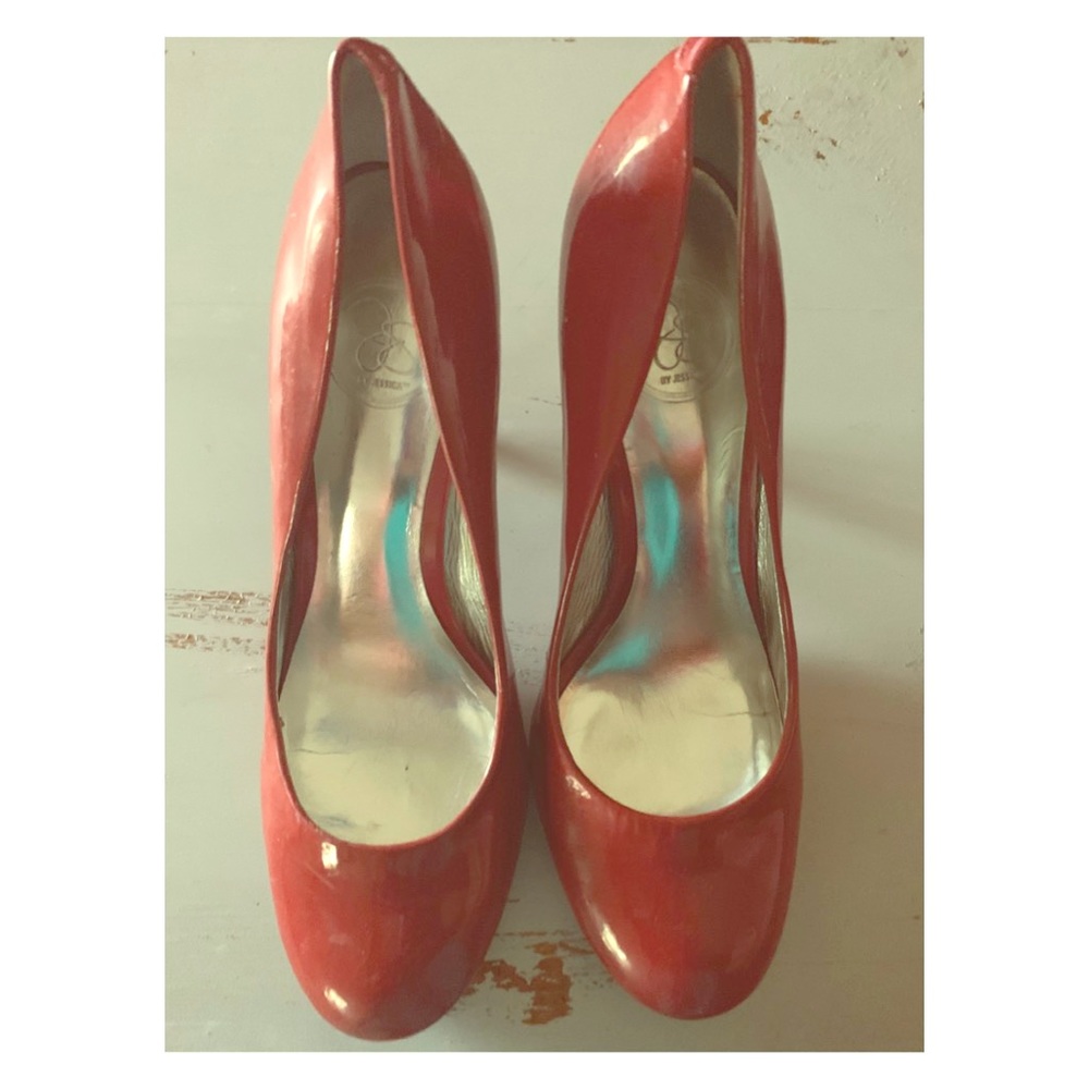 Jessica Simpson Red Pumps 👠 Size 8